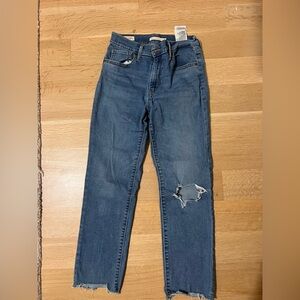 Levi’s Women's Blue Cropped Jeans